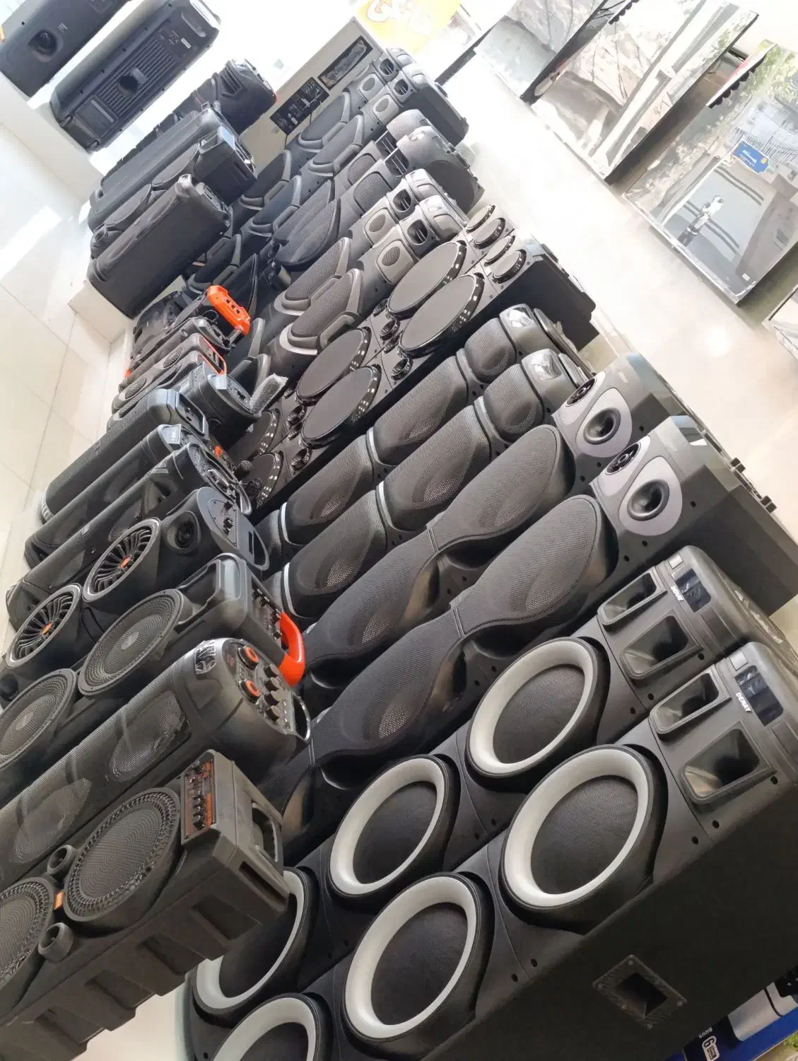 انواع اسپیکر/باند/شارژی/تنوع بالا/سینما خانواده|سیستم صوتی خانگی|رشت, کوی طالقانی|دیوار