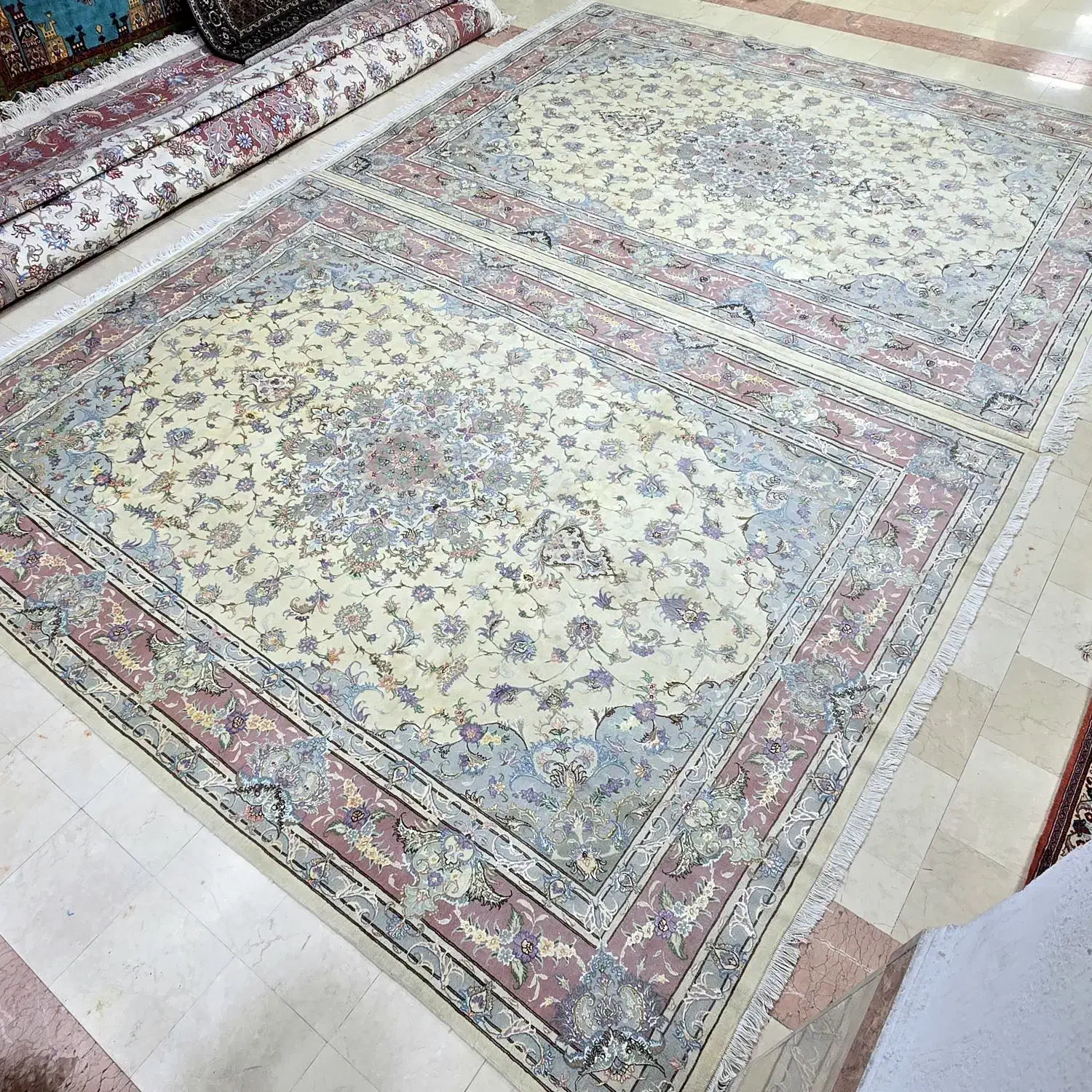 فرش دستبافت  جفت۹متری  کرک و ابریشم|فرش|تهران, ونک|دیوار