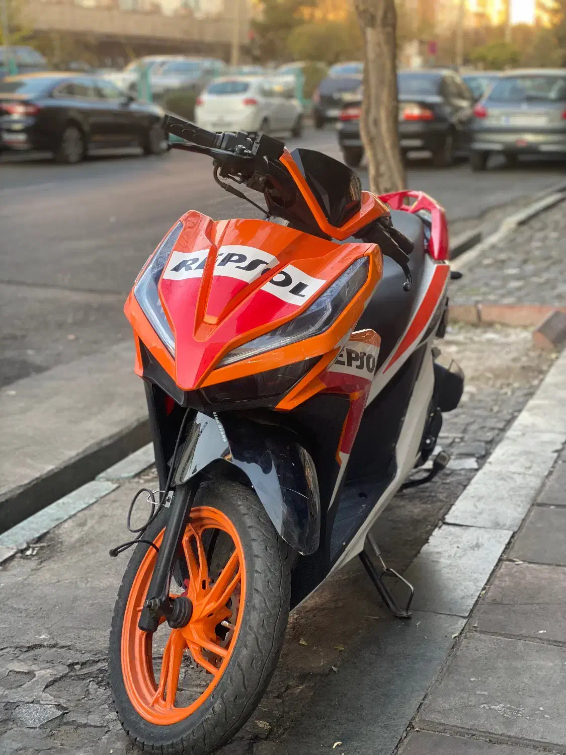 فروش فوری موتور رپسول سالم|موتورسیکلت|تهران, درختی|دیوار