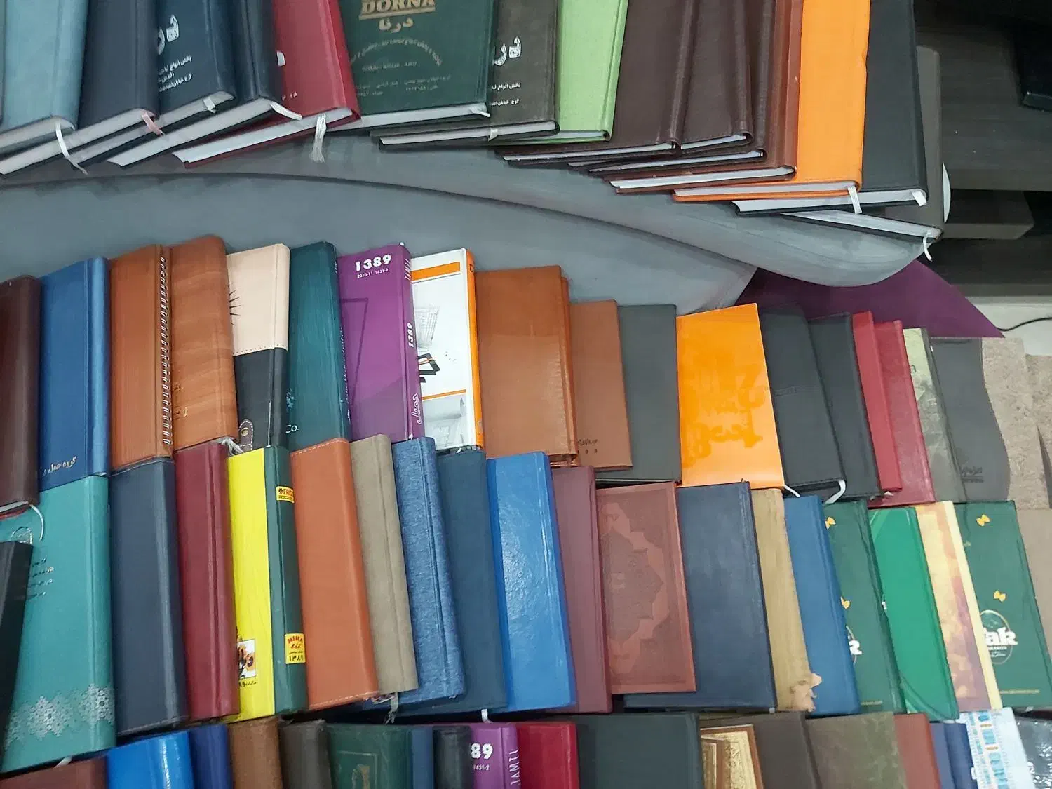 سررسید سالهای قبل و دفتر تلفن|لوازم التحریر|کرج, گوهردشت|دیوار