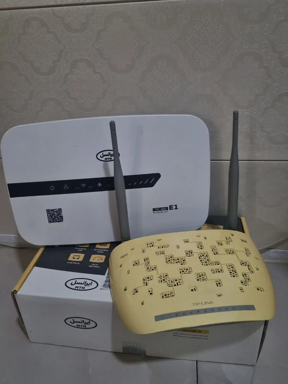 فروش دو مودم - TF-i60 E1 ایرانسل و ADSL TP LiNK|مودم و تجهیزات شبکه|قشم, |دیوار