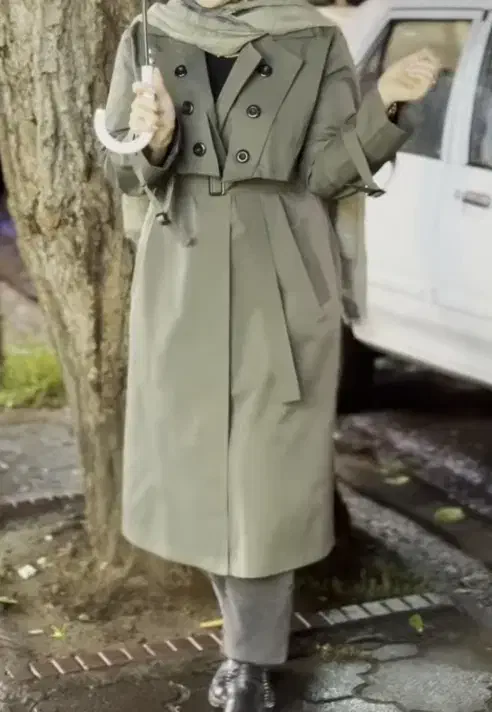 مانتودوتکه|لباس|شیراز, ارم|دیوار