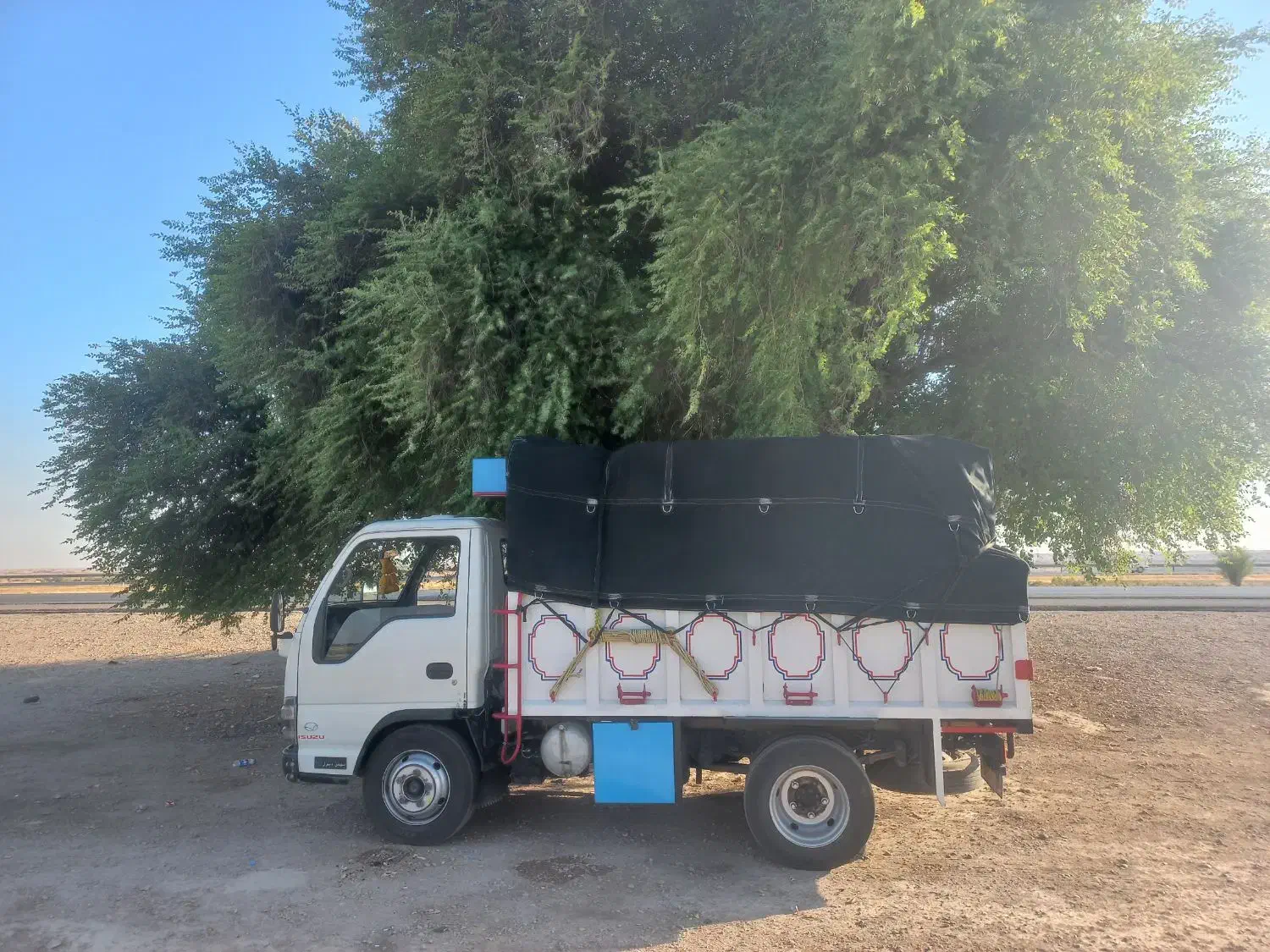 ایسزو۵۲۰۰ مدل ۸۸|خودرو سنگین|شیراز, محمودآباد|دیوار