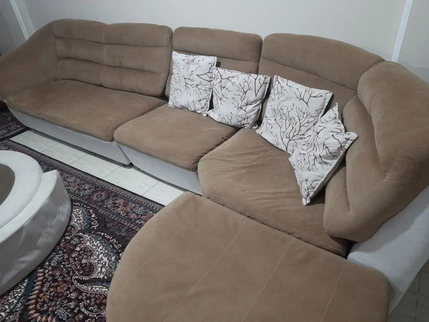 مبل کار کرده|مبلمان خانگی و میز عسلی|رشت, توشیبا|دیوار