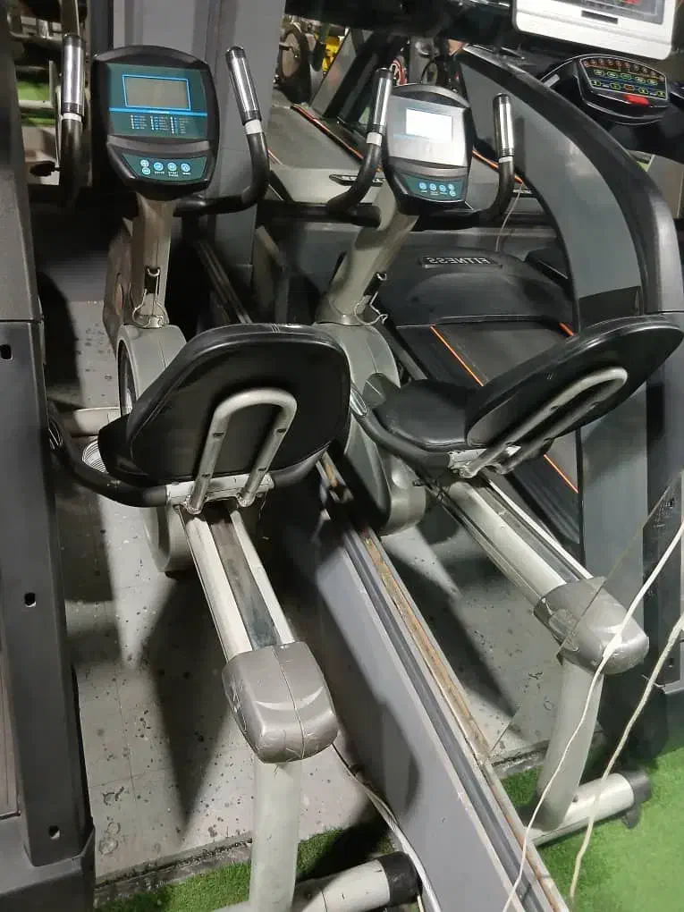 تردمیل ودوچرخه باشگاهی|تجهیزات ورزشی|کرج, کرج نو|دیوار