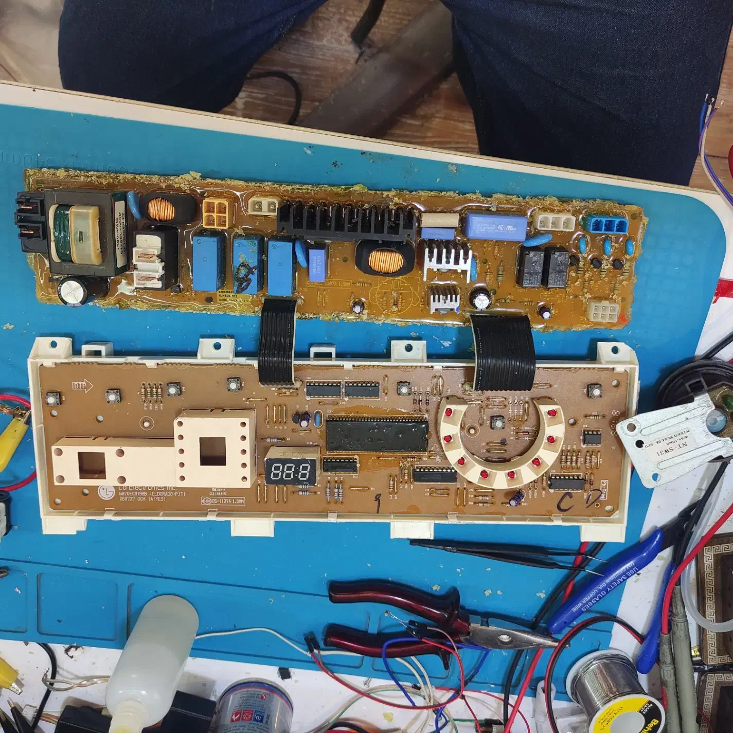 تعمیر بردهای الکترونیکی کولر و پکیج و ...|خدمات پیشه و مهارت|تنکابن, |دیوار