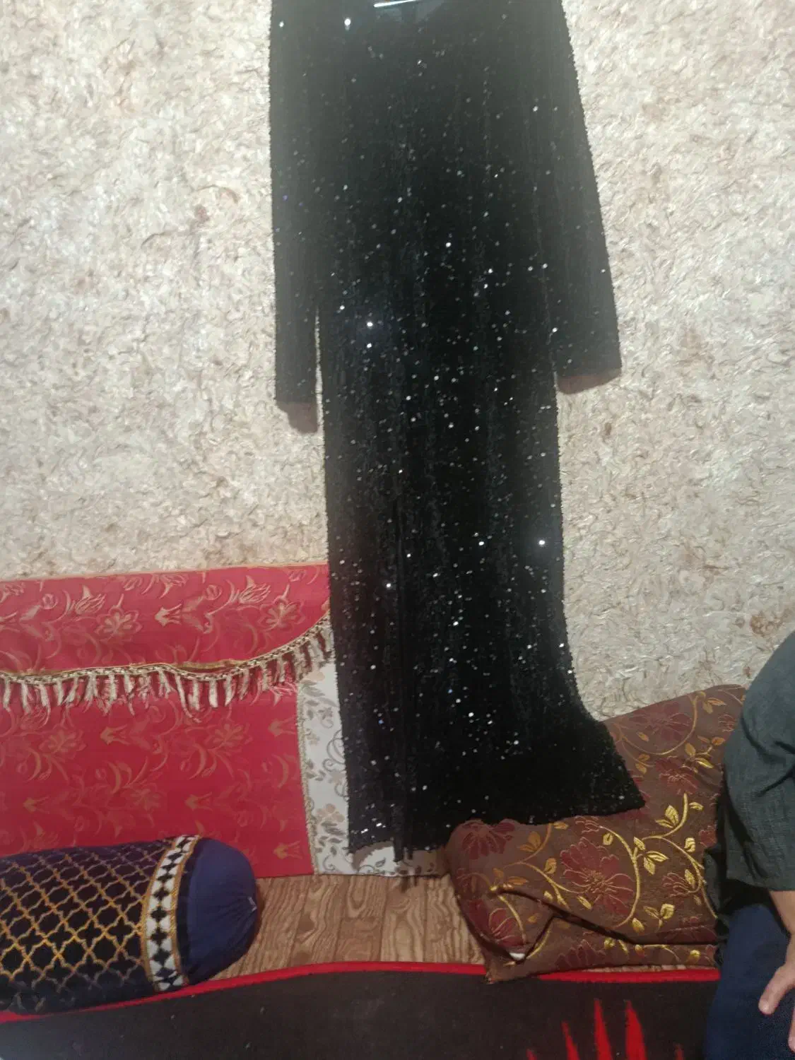 لباس مجلسی|لباس|هشتگرد, شهرک راه آهن|دیوار