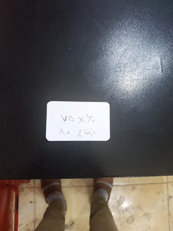 میز فلزی نو.|میز و صندلی غذاخوری|خسروشاه, |دیوار