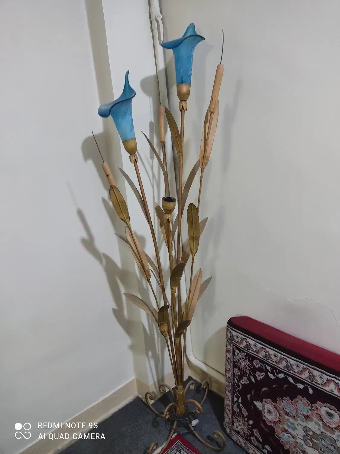 آباژور|چراغ خواب و آباژور|قدس, شهرقدس|دیوار