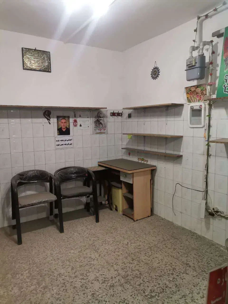 **فروش یک باب مغازه**|فروش مغازه و غرفه|رشت, سلیمانداراب|دیوار