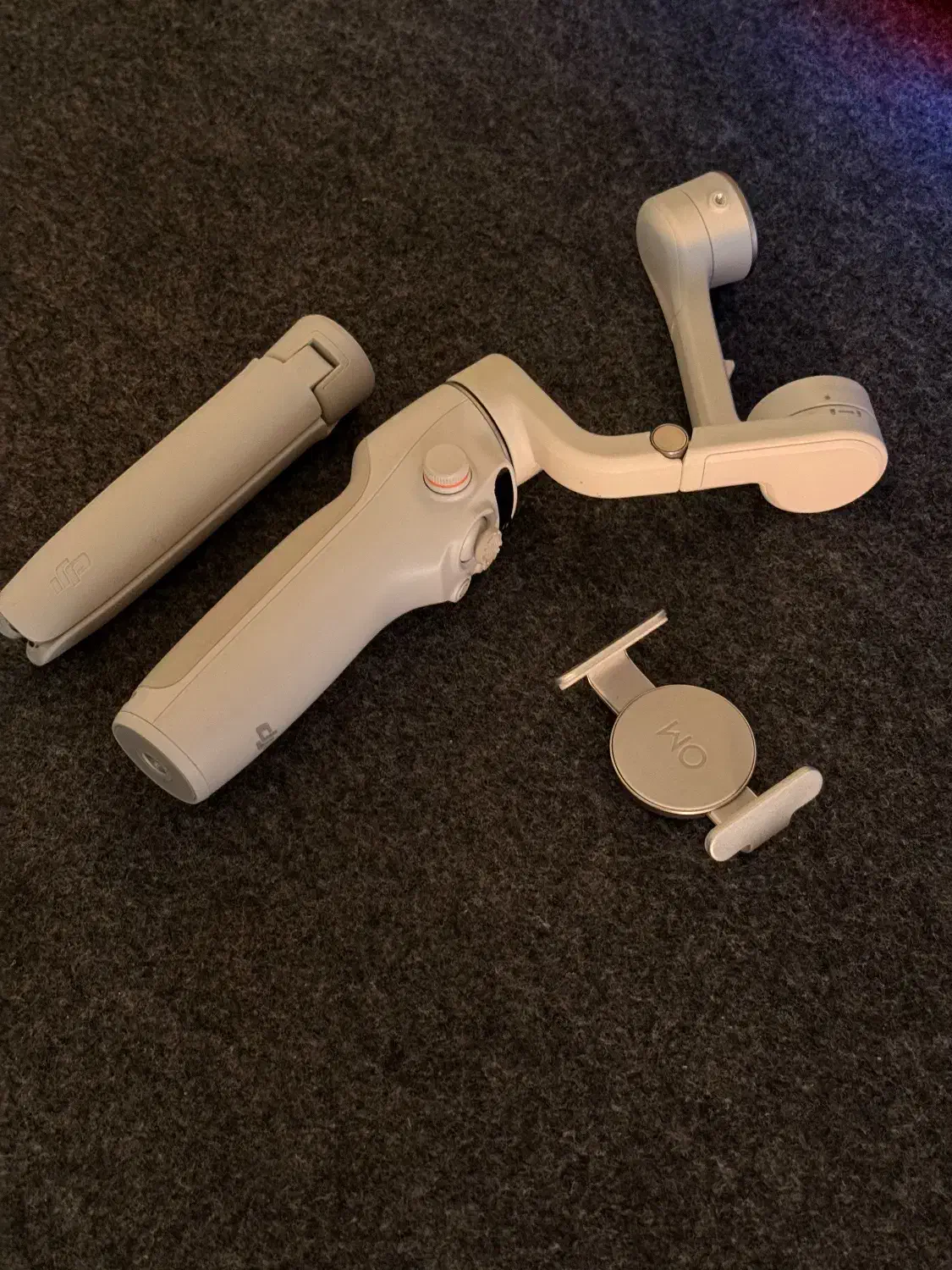 گیمبال موبایل حرفه‌ای DJI Osmo Mobile 6 - سفید|لوازم جانبی موبایل و تبلت|تهران, بهاران|دیوار