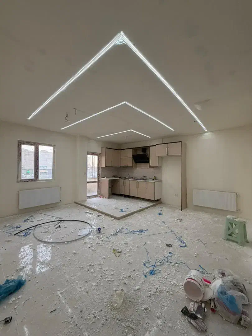 واحد نوساز / پارکینگ /انباری /اسانسور روشن|فروش آپارتمان|هشتگرد, فاز ۷ مهستان|دیوار