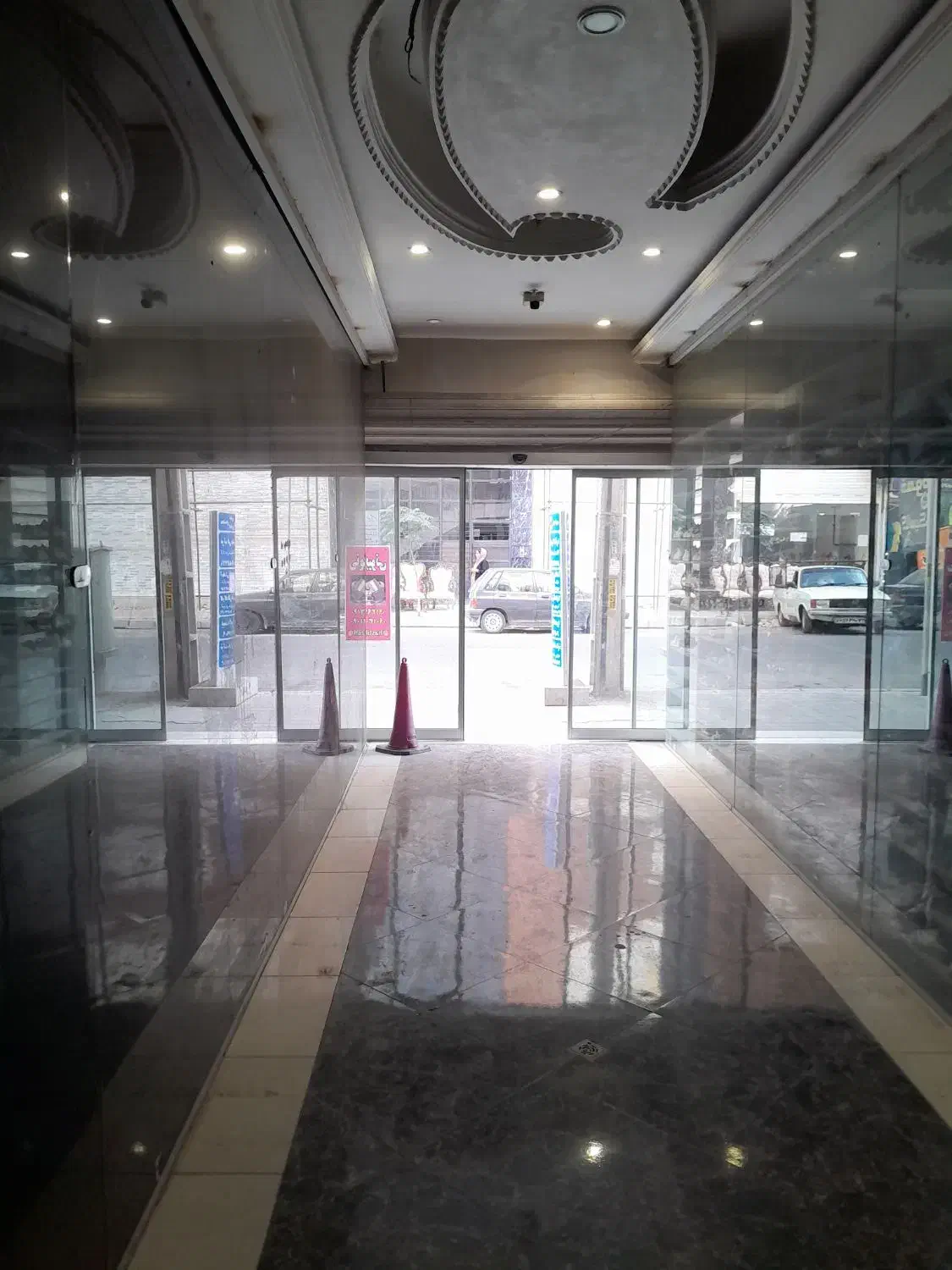 مغازه ۴۲ متری دوکله|اجارهٔ مغازه و غرفه|محمدشهر, محمدشهر|دیوار