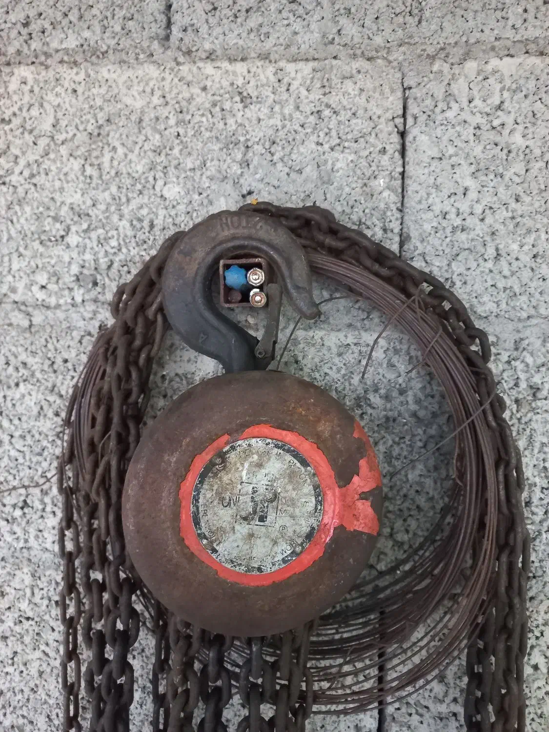 سنگ فرز و جرثقیل|ابزارآلات|فومن, |دیوار