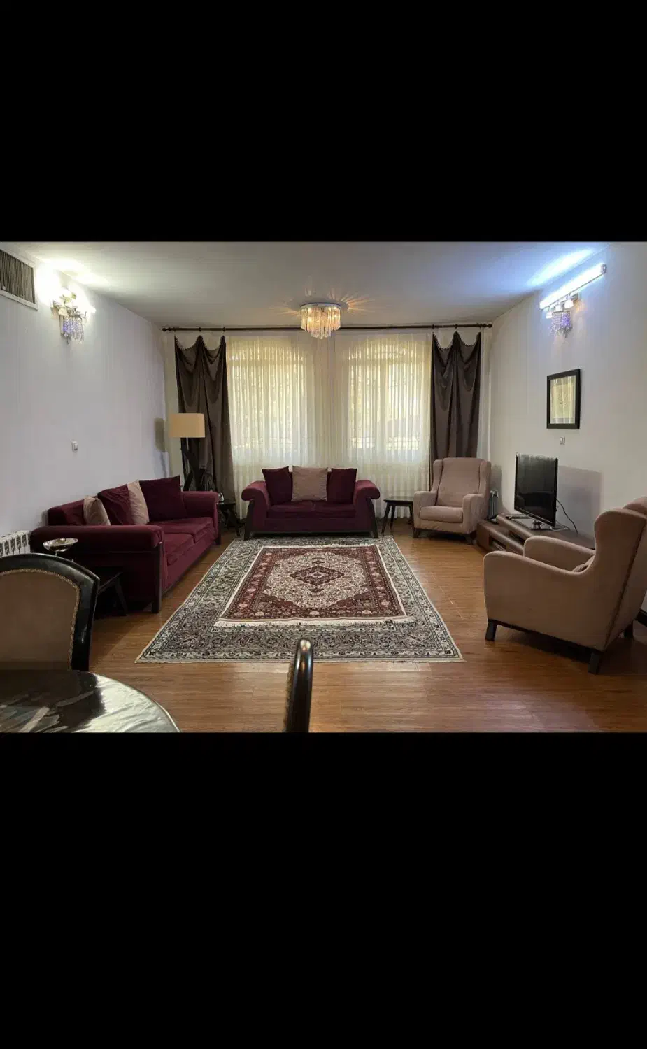 دو عدد لوستر همراه با ۲دیوار کوب تکی و یکجا|لوستر و چراغ آویز|تهران, تهرانسر شرقی|دیوار