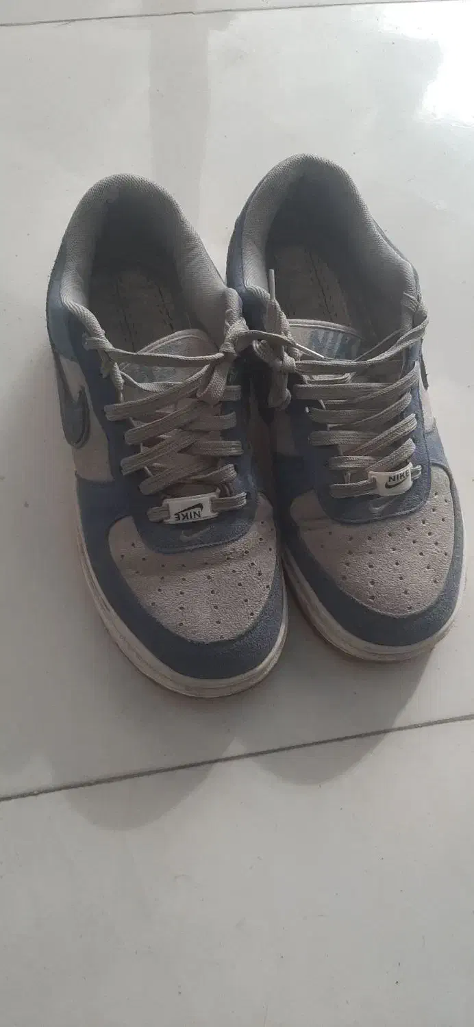 کفش|کیف، کفش، کمربند|رباطکریم, رباطکریم|دیوار