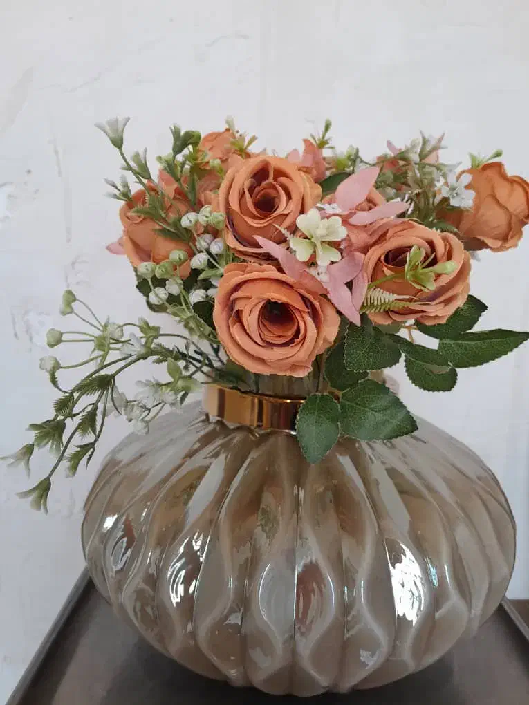 گل و گلدان مصنوعی شیک|گل مصنوعی|کرمانشاه, |دیوار