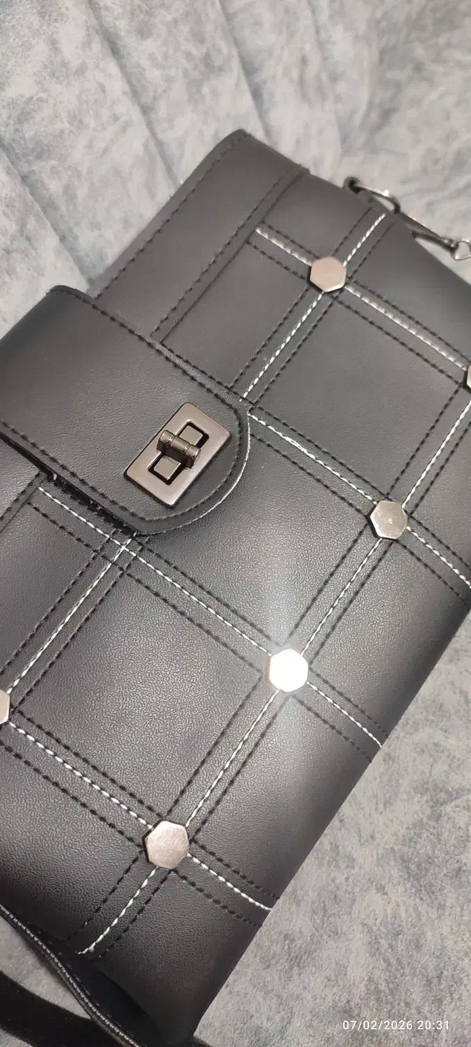 کیف نوع کیفیت عالی  کیف پول هم نوع هستش|کیف، کفش، کمربند|کرج, کمال‌شهر|دیوار