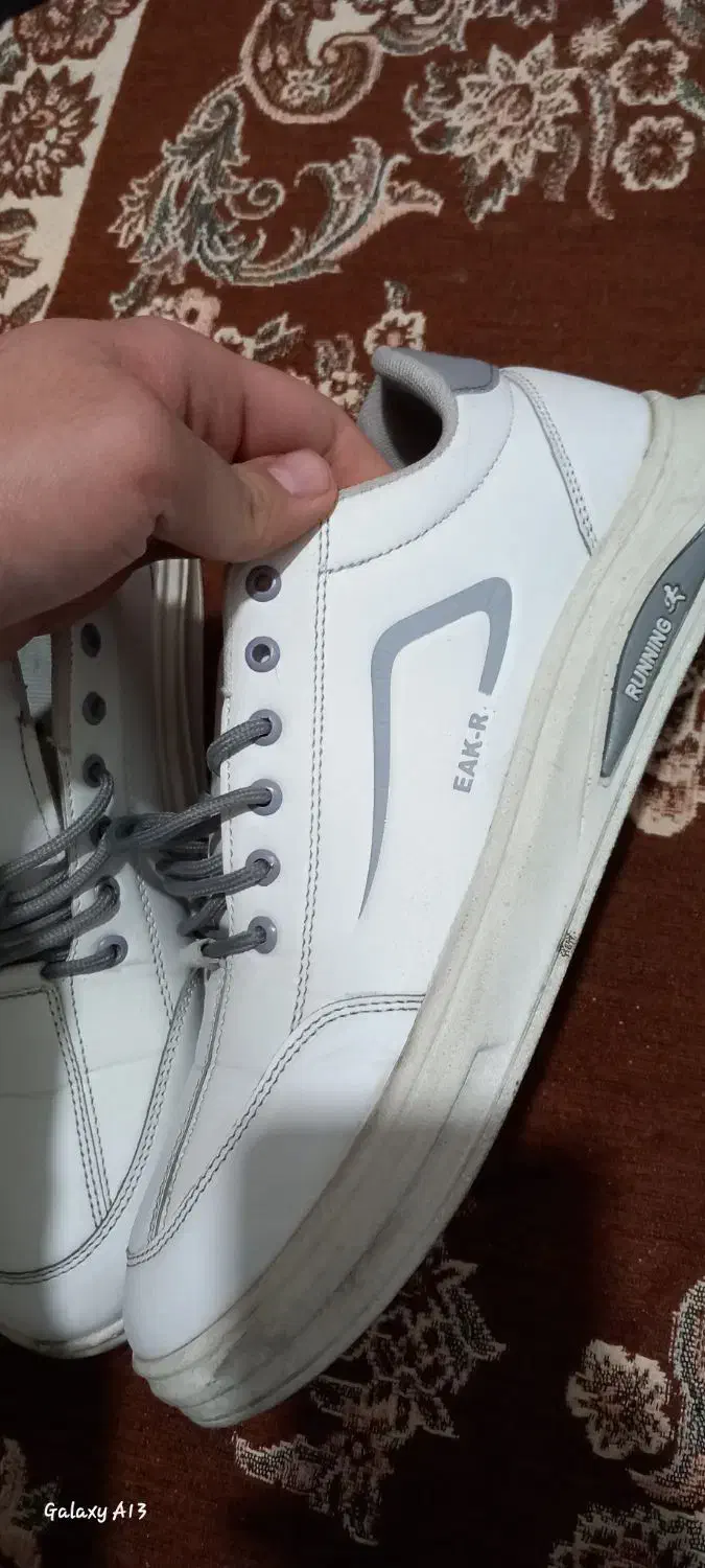 کتونی سفید|کیف، کفش، کمربند|قرچک, داوود آباد|دیوار