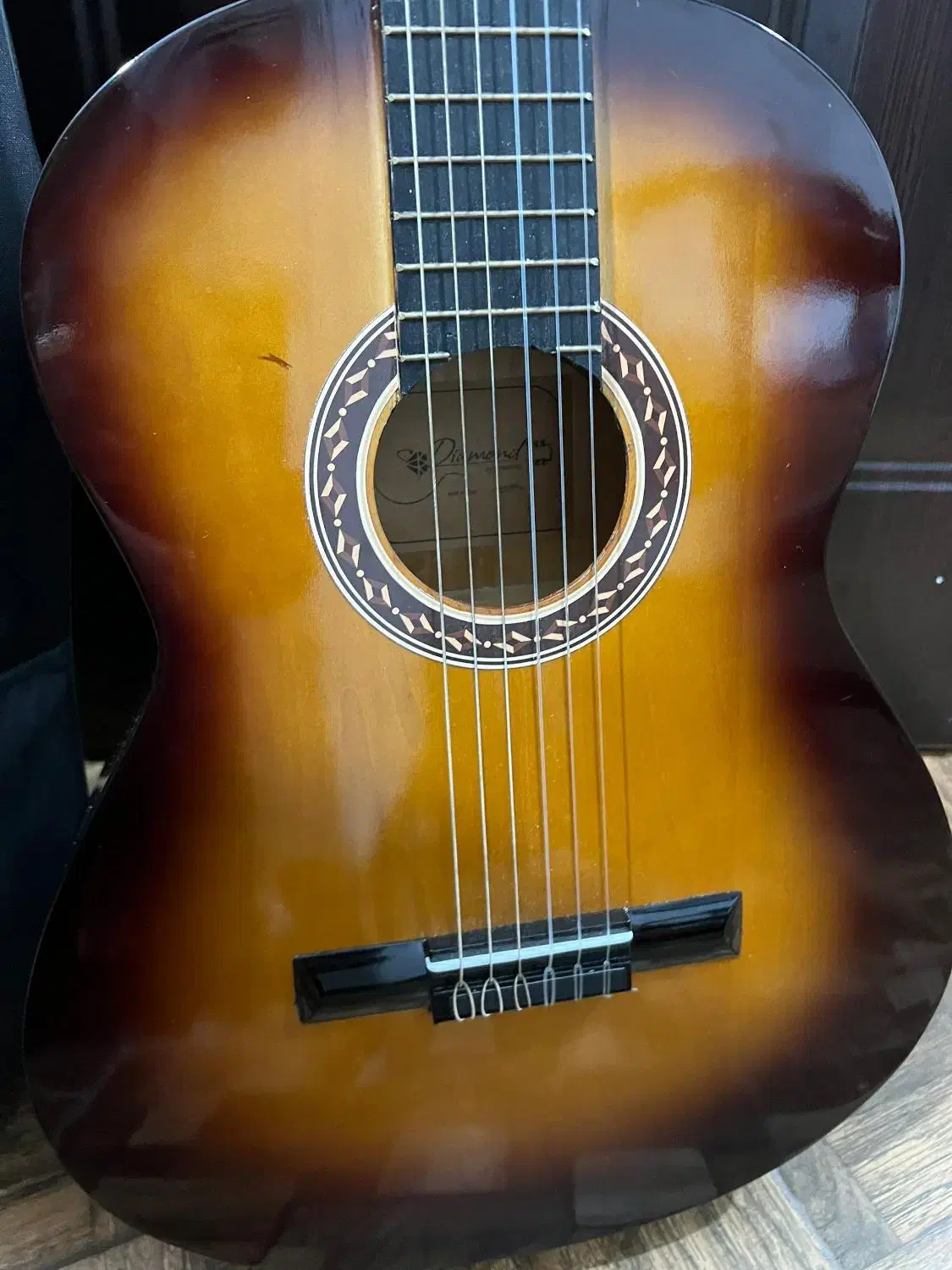 گیتار دیاموند نو|گیتار، بیس، امپلیفایر|مرودشت, پشت سایپا‎|دیوار