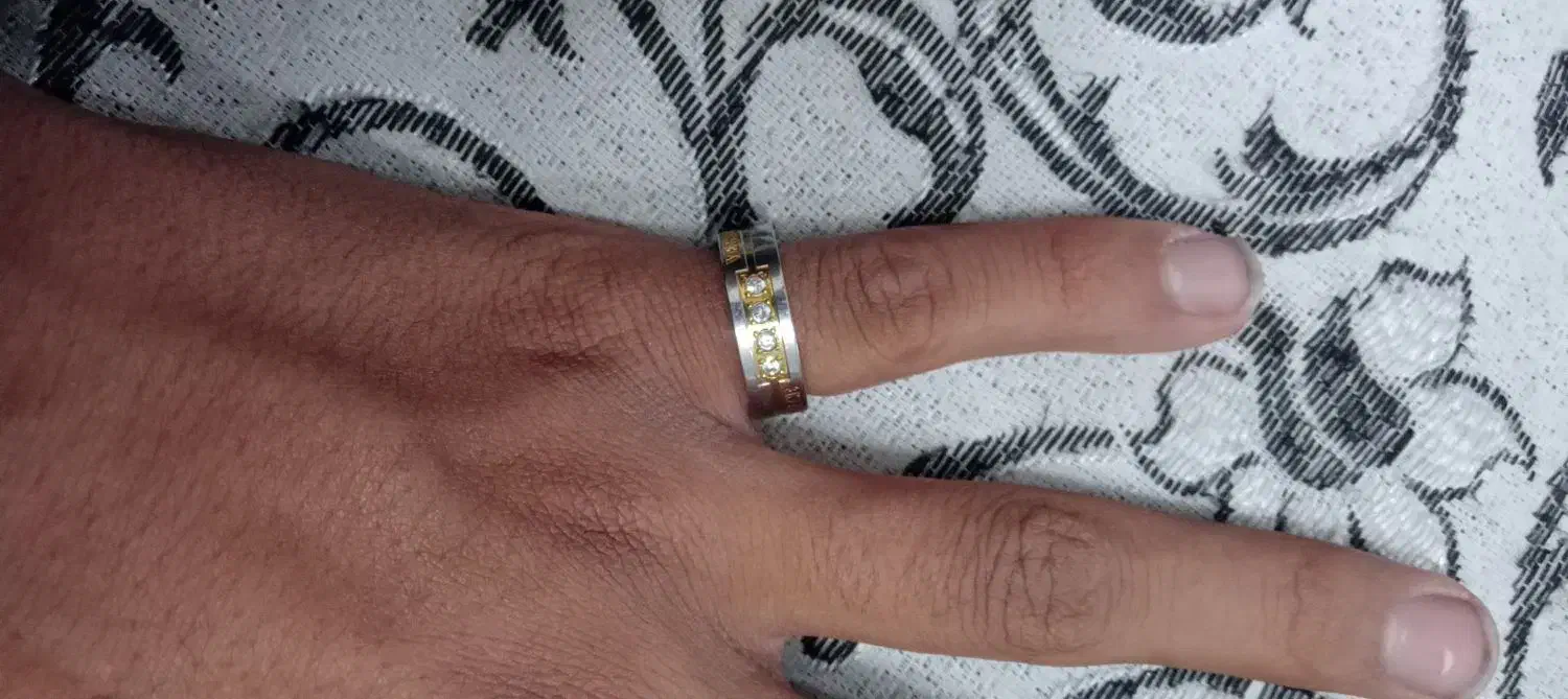 انگشتر|بدلیجات|تربت جام, والفجر|دیوار