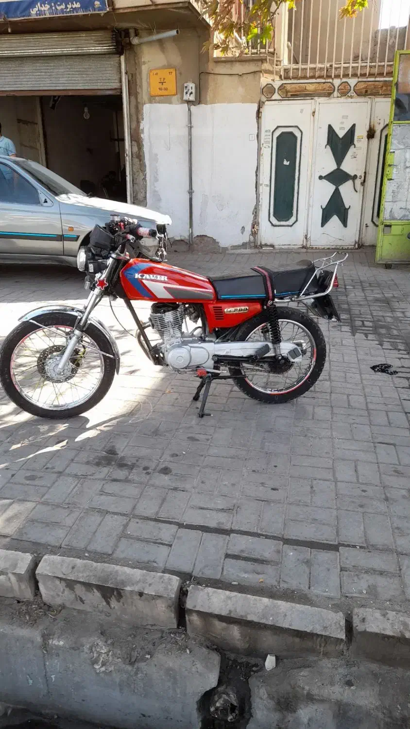 موتورهندا|موتورسیکلت|بروجرد, |دیوار