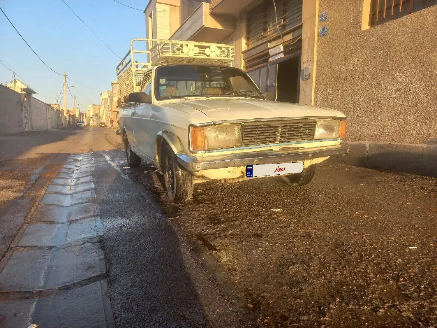 وانت پیکان مدل81|خودرو سواری و وانت|شاهینشهر, پاسداران|دیوار