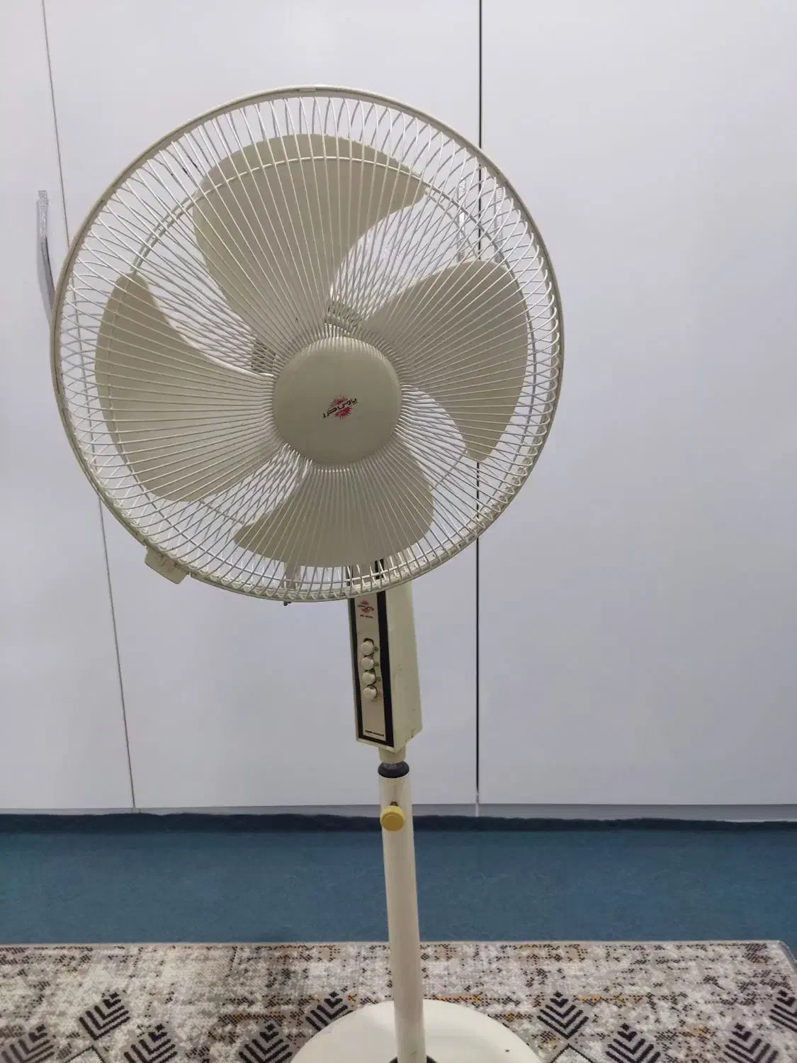 پنکه|پنکه و تصفیه‌کنندهٔ هوا|مینودشت, |دیوار