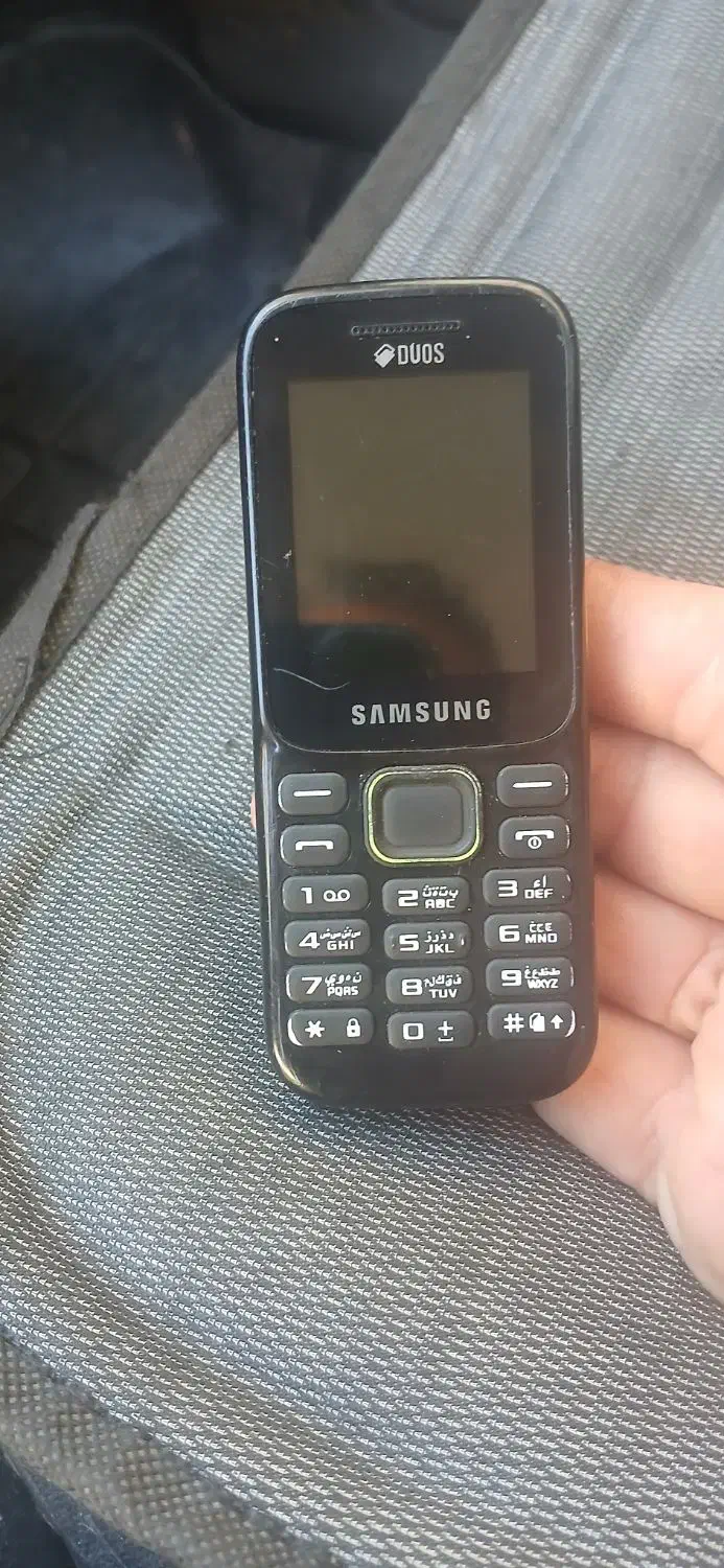 گوشی سامسونگ ساده دوسیم ومموری خور|موبایل|دوگنبدان, |دیوار