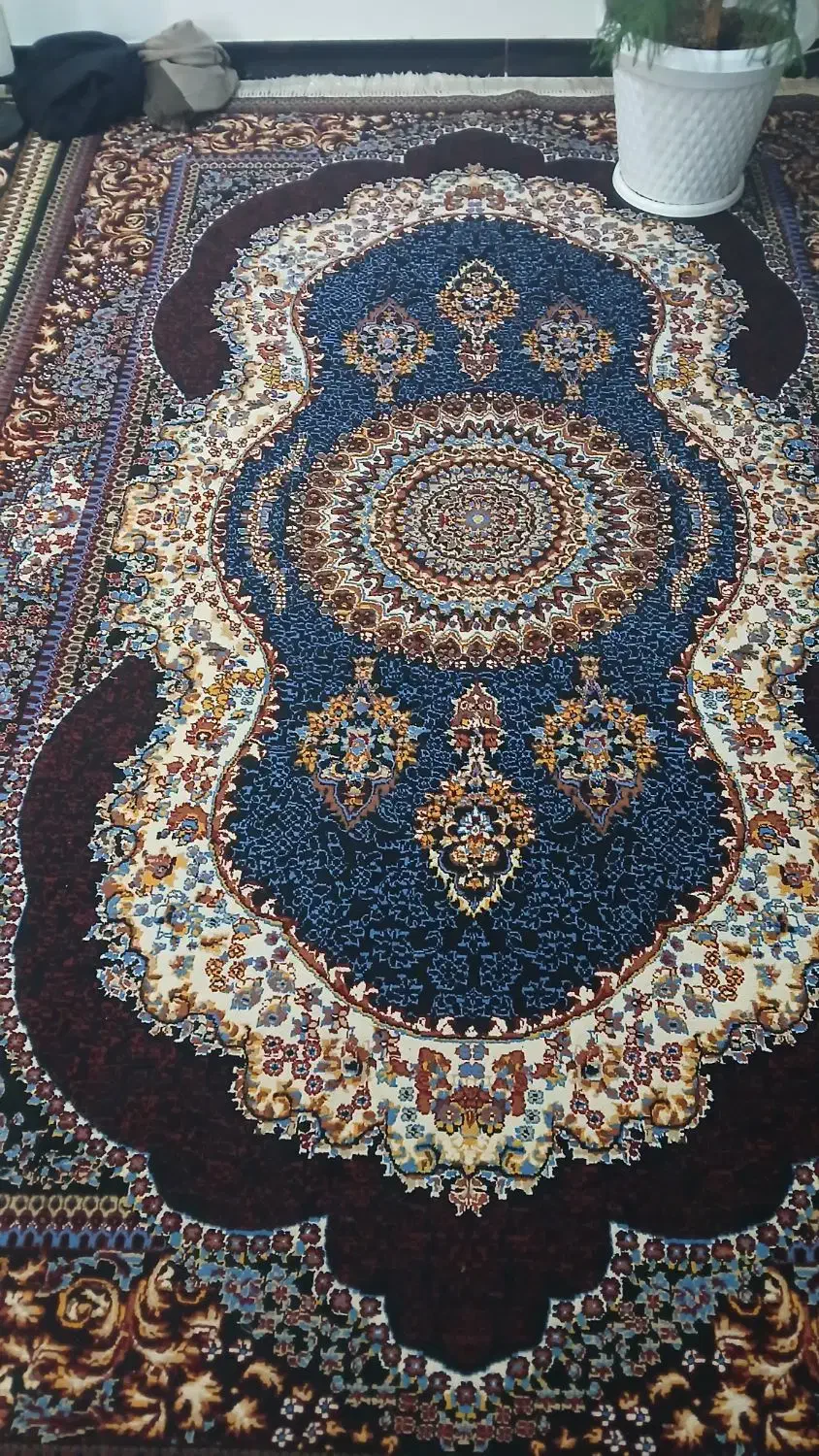 دوتا فرش ۶متری تراکمبالا ۷۰۰شانه کاملا نو|فرش|نهاوند, |دیوار