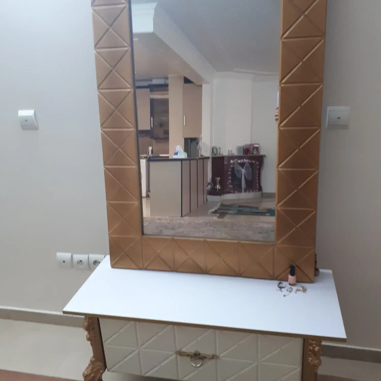 اینه مناسب سالن زیبایی|آرایشگاه و سالنهای زیبایی|تهران, شهرک هما|دیوار