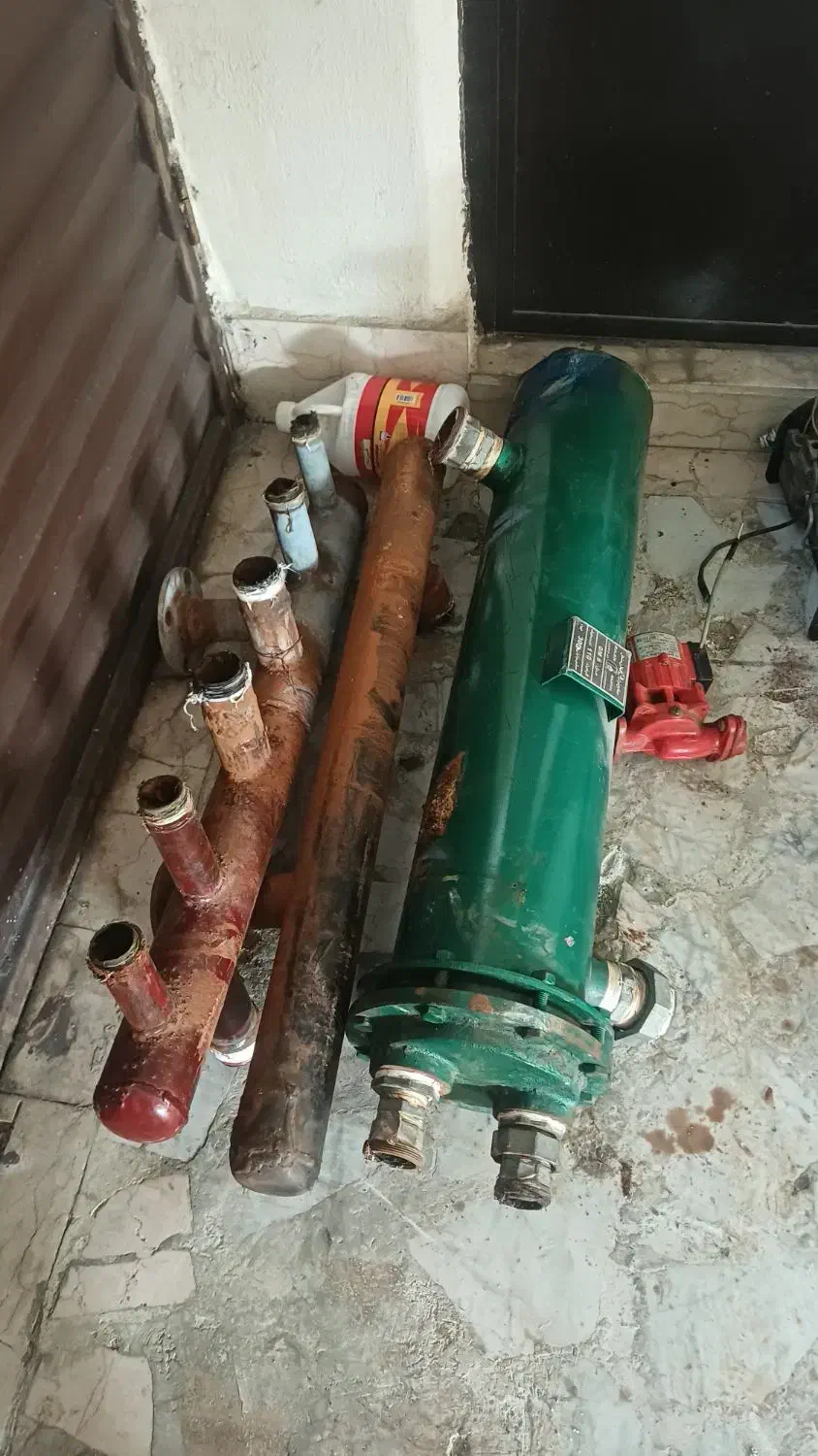 فروش مشعل، دیگ، پمپ و لوله و اتصالات موتورخانه|آبگرمکن، پکیج، شوفاژ|رشت, دروازه لاکان|دیوار