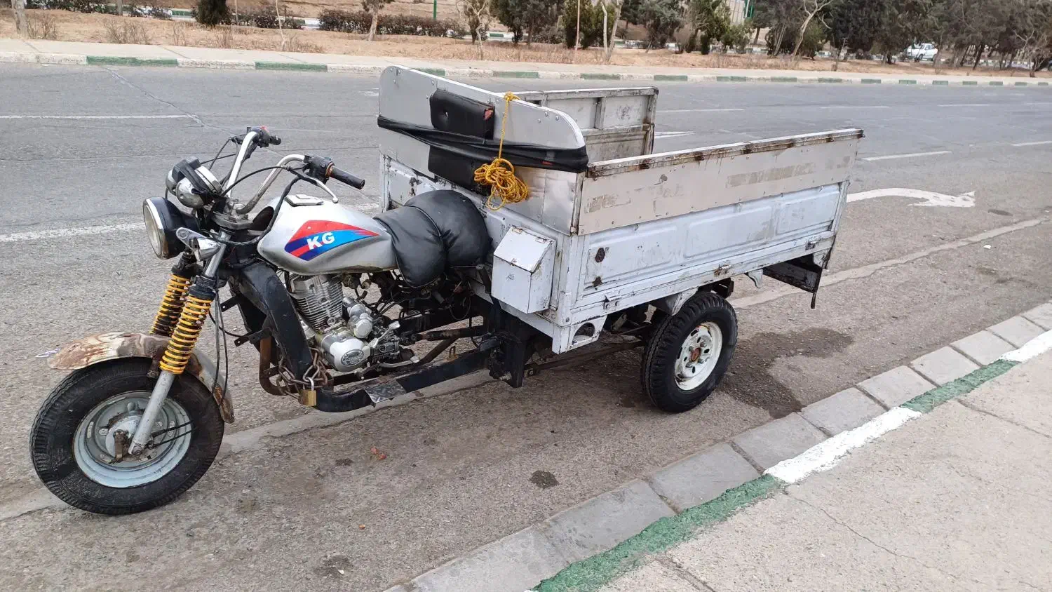 موتور سیکلت سه چرخ ۲۰۰|موتورسیکلت|تهران, میدان میوه و تره‌بار مرکزی|دیوار