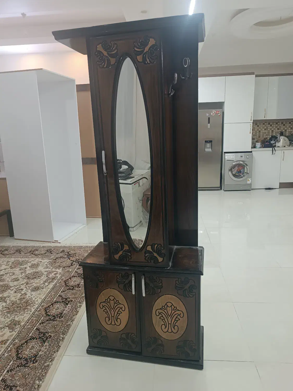 جاکفشی|جاکفشی، کمد، دراور|قم, قلعه عموحسین|دیوار