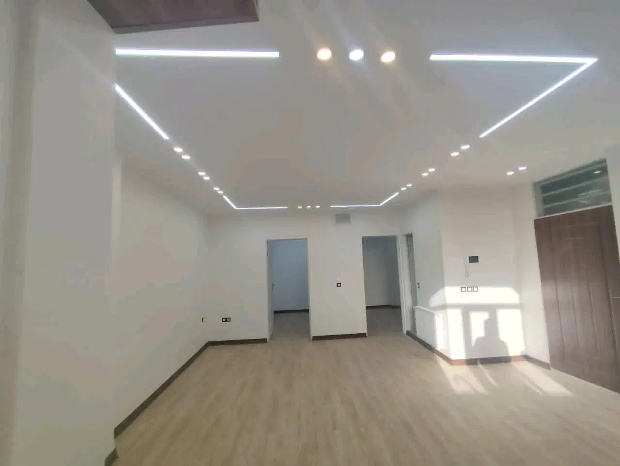 ۶۵متر/۲خواب مستر /فول دیزاین،پلان کاربردی