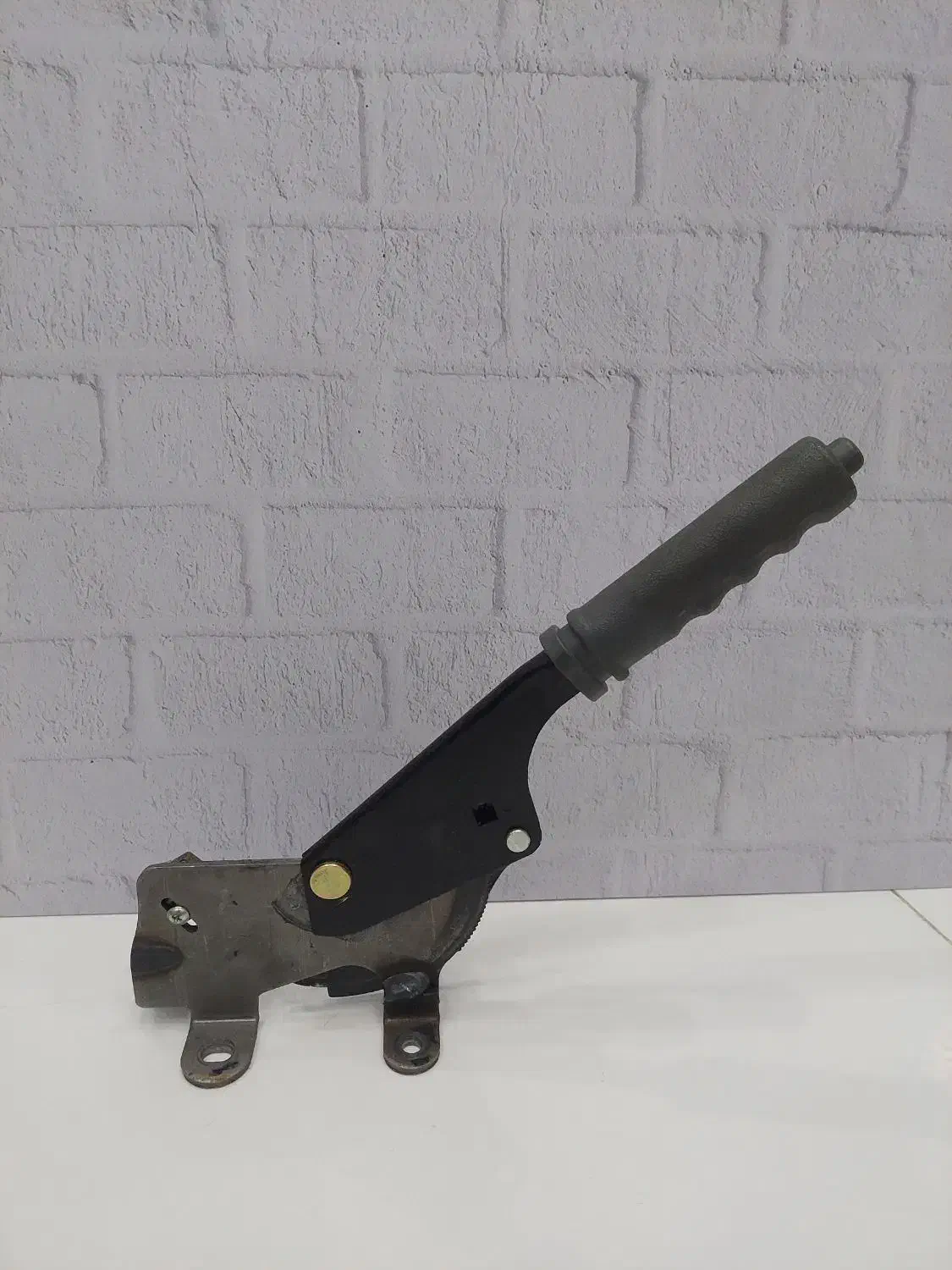 اهرم تفنگی ترمز دستی تیبا|قطعات یدکی و لوازم جانبی|تهران, چیتگر شمالی|دیوار