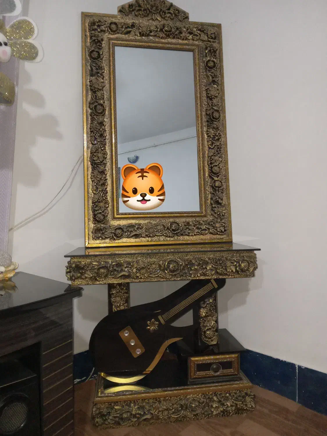 آینه وشمعدان|آینه|مراغه, |دیوار