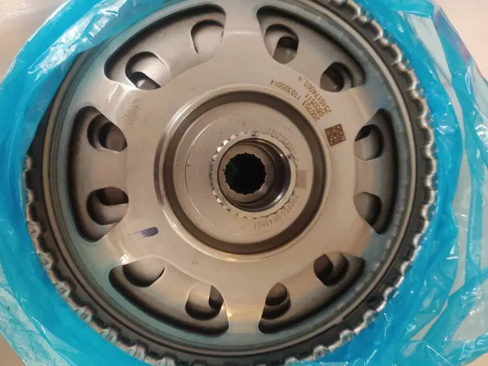 فروش تک و عمده قطعات اصلی نو واستوک رنو|خدمات موتور و ماشین|تهران, صادقیه|دیوار