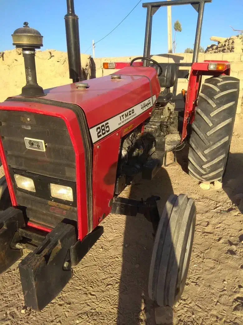 تراکتور مدل ۹۲ خشک صفر|خودرو سنگین|مشهد, آزادشهر|دیوار