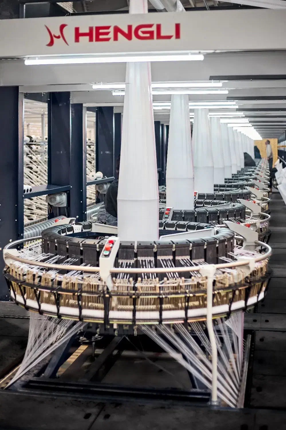 نیرو نگهبان ۲شیفت ۸ساعته|استخدام سرایداری و نظافت|سمنان, |دیوار