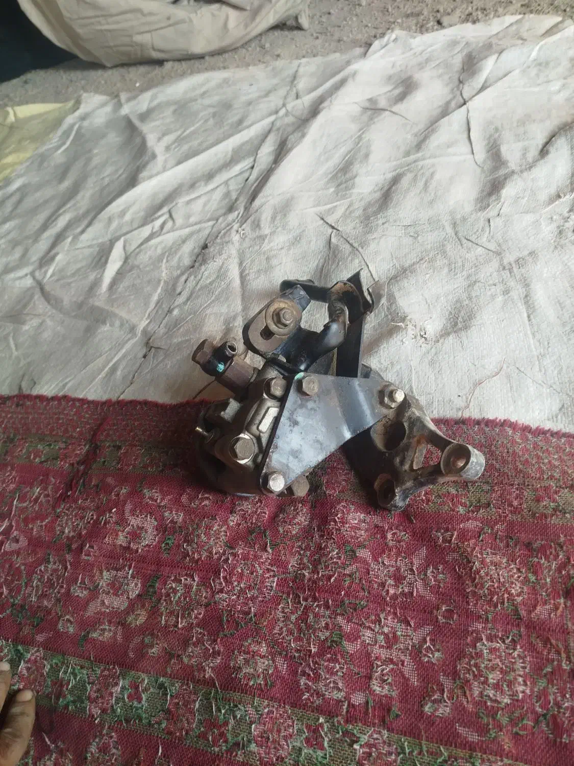 پمپ هیدرلیک پراید|قطعات یدکی و لوازم جانبی|زابل, |دیوار