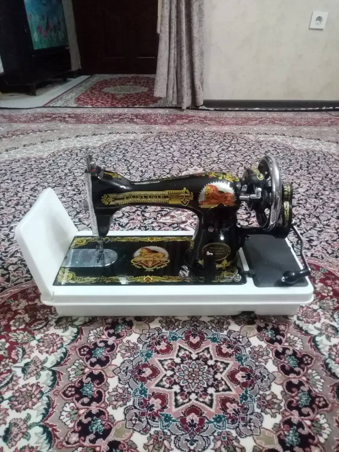 چرخ صفر کیلومتر نخ نشده نو و صفر|چرخ خیاطی و ریسندگی|شاندیز, |دیوار