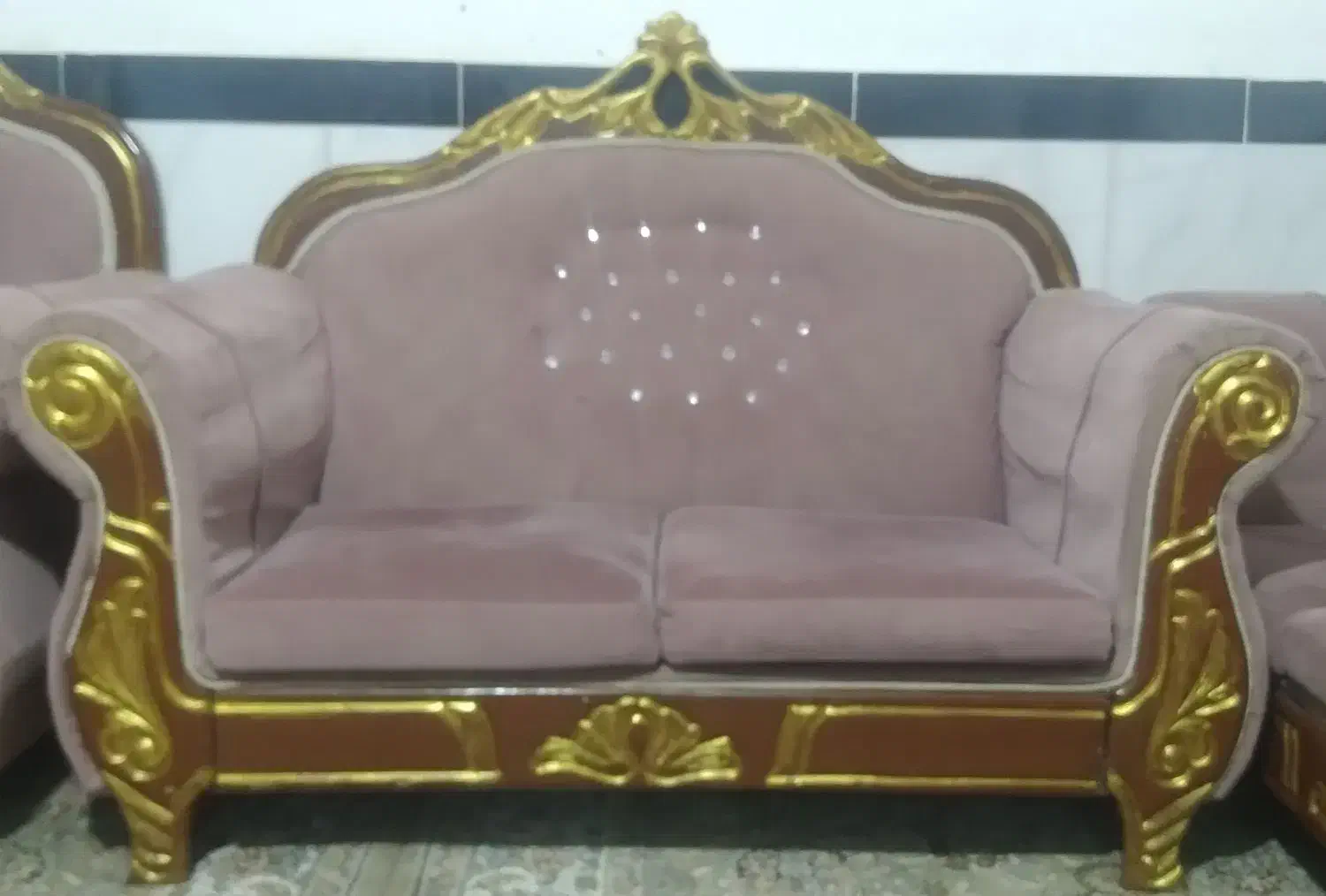 مبل ۷نفره سالم|مبلمان خانگی و میز عسلی|جوانرود, |دیوار