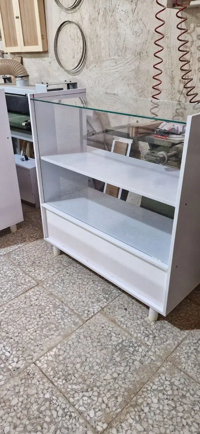 ویترین مغازه .قفسه بندی.کانتر پیشخوان|فروشگاه و مغازه|اراک, |دیوار