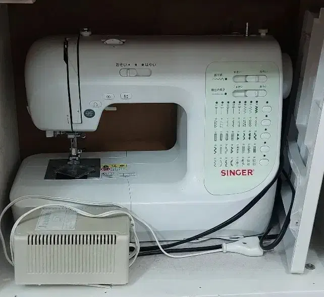 چرخ خیاطیSinGer|چرخ خیاطی و ریسندگی|گلبهار, شهر جدید گلبهار|دیوار