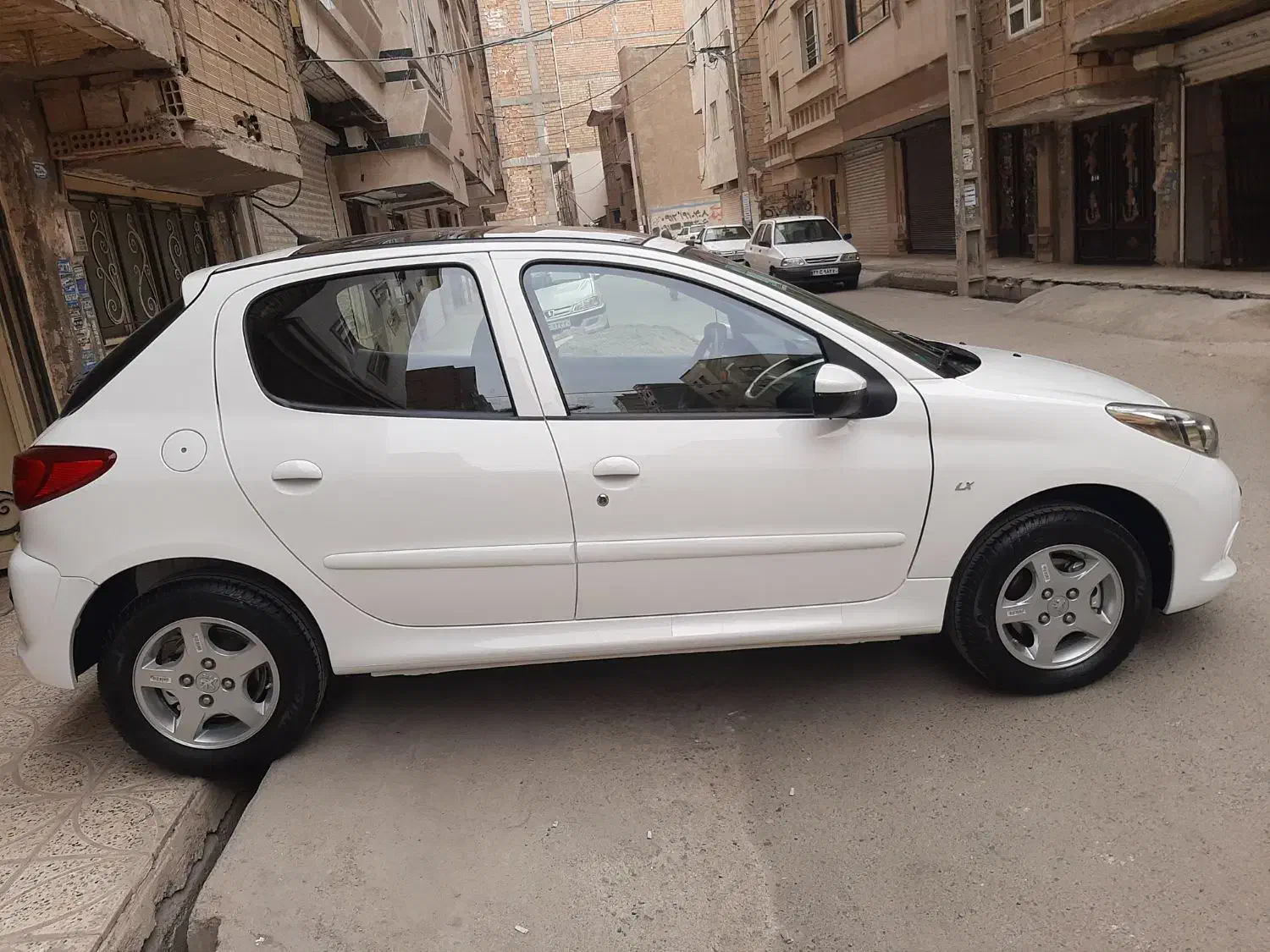 ۲۰۷ پانا ارتقا ۱۴۰۴ برج ۳ به رویت خشک|خودرو سواری و وانت|نسیم‌شهر, |دیوار