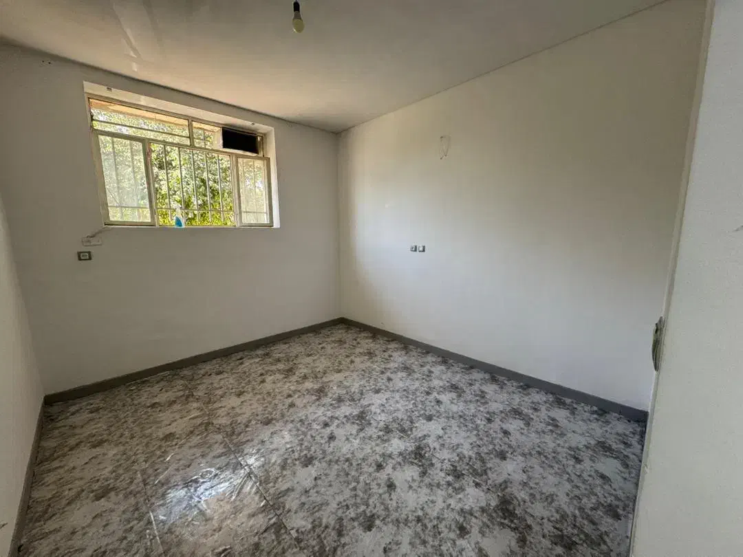 اجاره اتاق ۱۲ متری در دفتر پیشخوان دولت هفت تنان|اجارهٔ مغازه و غرفه|شیراز, کوی فرهنگیان|دیوار