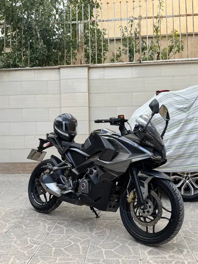 rs200|موتورسیکلت|کرمانشاه, |دیوار