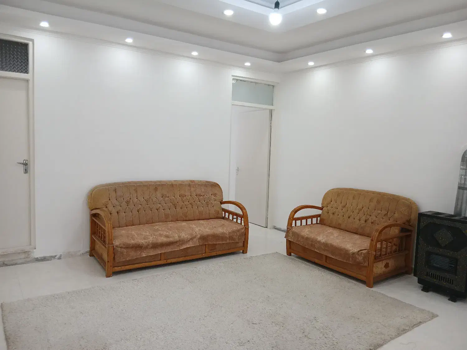 اجاره سوئیت روزانه مرکز رشت|اجارهٔ کوتاهمدت آپارتمان و سوئیت|رشت, حمیدیان|دیوار