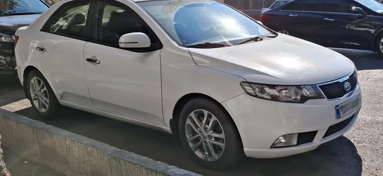 سراتو درجه یک 2000 سی سی|خودرو سواری و وانت|تهران, شهرک دانشگاه|دیوار